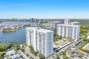2851 NE 183rd St, Aventura, FL 33160 - Photo 37
