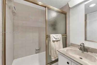 2851 NE 183rd St #1412E, Aventura, FL 33160 - Photo 15