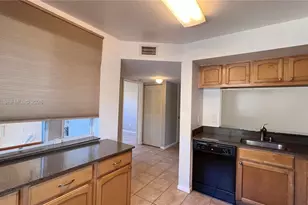 757 NW 92nd Ave, Plantation, FL 33324 - Photo 7
