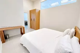 2641 S Parkview Dr, Hallandale Beach, FL 33009 - Photo 21