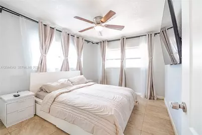 7101 Hope St, Hollywood, FL 33024 - Photo 13