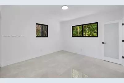 770 NE 160th St, Miami, FL 33162 - Photo 21