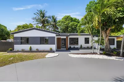 770 NE 160th St, Miami, FL 33162 - Photo 1