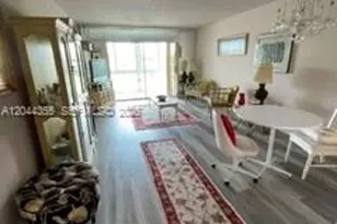 9010 Sunrise Lakes Blvd, Sunrise, FL 33322 - Photo 9