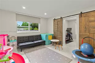 12900 SW 112th Ave, Miami, FL 33176 - Photo 15