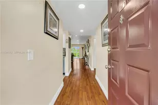 12900 SW 13th St, Pembroke Pines, FL 33027 - Photo 7