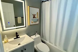 5712 Mayo St, Hollywood, FL 33023 - Photo 5