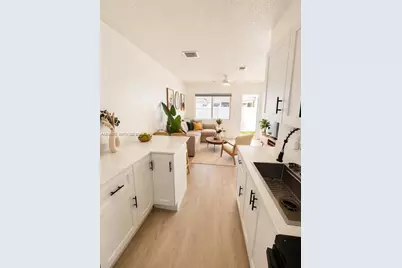 5712 Mayo St #1, Hollywood, FL 33023 - Photo 5
