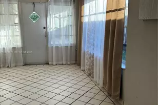 2082 NE 180th St, North Miami Beach, FL 33162 - Photo 9