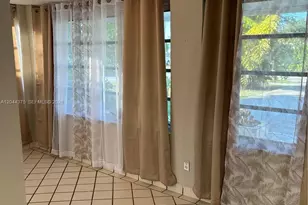 2082 NE 180th St, North Miami Beach, FL 33162 - Photo 7