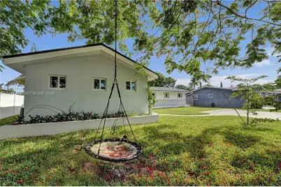 4311 Hayes St, Hollywood, FL 33021 - Photo 61