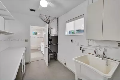 4311 Hayes St, Hollywood, FL 33021 - Photo 49