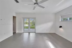 4311 Hayes St, Hollywood, FL 33021 - Photo 39