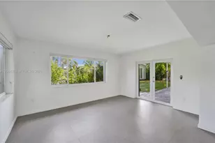 4311 Hayes St, Hollywood, FL 33021 - Photo 23