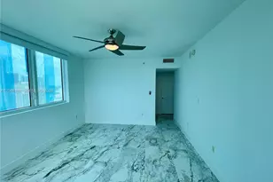 253 NE 2nd St, Miami, FL 33132 - Photo 39