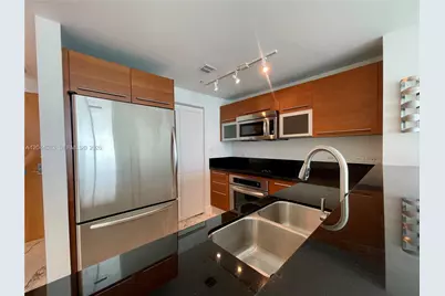 253 NE 2nd St #2409, Miami, FL 33132 - Photo 7