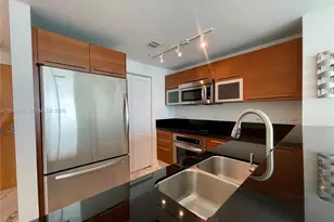 253 NE 2nd St, Miami, FL 33132 - Photo 7