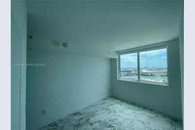 253 NE 2nd St #2409, Miami, FL 33132 - Photo 21
