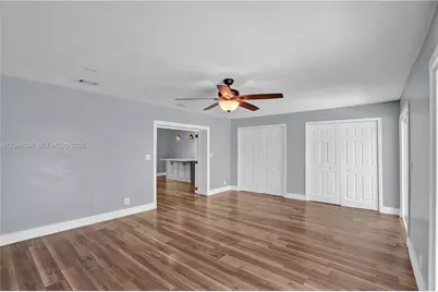 611 SW 76th Ter, North Lauderdale, FL 33068 - Photo 13