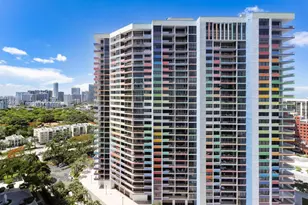 1627 Brickell Ave, Miami, FL 33129 - Photo 9