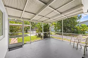 733 N Rainbow Dr, Hollywood, FL 33021 - Photo 23