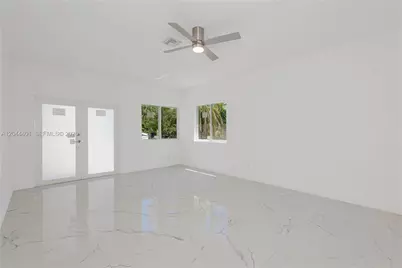 731 SW 6th St, Dania Beach, FL 33004 - Photo 13