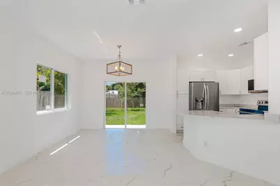 731 SW 6th St, Dania Beach, FL 33004 - Photo 5