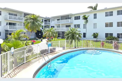 450 Golden Isles Dr #2H, Hallandale Beach, FL 33009 - Photo 3