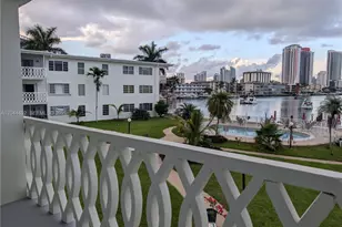 450 Golden Isles Dr, Hallandale Beach, FL 33009 - Photo 5