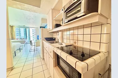 19201 Collins Ave #606, Sunny Isles Beach, FL 33160 - Photo 13