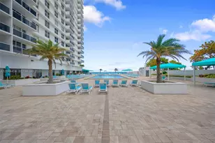 3725 S Ocean Dr, Hollywood, FL 33019 - Photo 33
