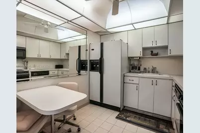 100 Bayview Dr #1620, Sunny Isles Beach, FL 33160 - Photo 11