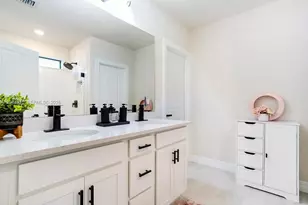 2940 Shortleaf Ave, Lauderdale Lakes, FL 33311 - Photo 11