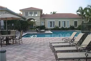 2464 Centergate Dr, Miramar, FL 33025 - Photo 7
