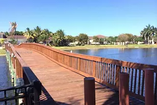 2464 Centergate Dr, Miramar, FL 33025 - Photo 17