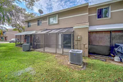 1245 Sussex Dr, North Lauderdale, FL 33068 - Photo 9