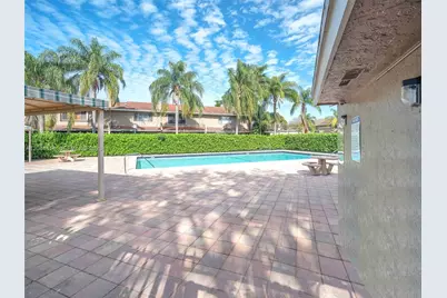 1245 Sussex Dr, North Lauderdale, FL 33068 - Photo 43