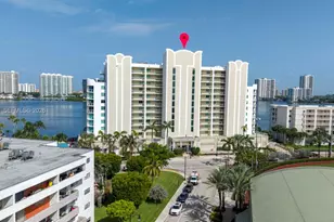 18100 N Bay Rd, Sunny Isles Beach, FL 33160 - Photo 47