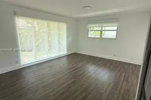 1047 NE 84th St, Miami, FL 33138 - Photo 13