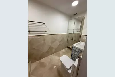 1047 NE 84th St, Miami, FL 33138 - Photo 23