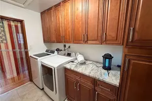 45 SE 14th St, Dania Beach, FL 33004 - Photo 13