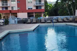 3161 S Ocean Dr, Hallandale Beach, FL 33009 - Photo 5