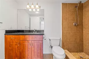 401 69th St, Miami Beach, FL 33141 - Photo 33