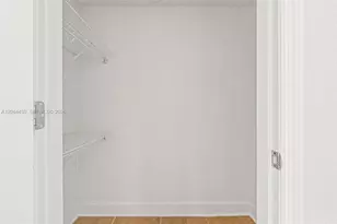 401 69th St, Miami Beach, FL 33141 - Photo 25