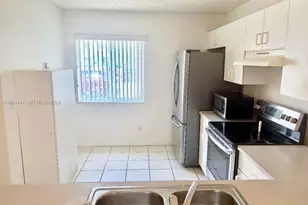 829 NW 208th Way, Pembroke Pines, FL 33029 - Photo 13