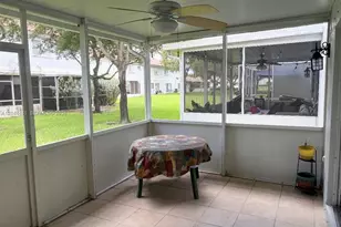 829 NW 208th Way, Pembroke Pines, FL 33029 - Photo 9