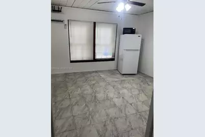 3271 (Rear 1-Bedroom) NW 15th St, Miami, FL 33125 - Photo 7