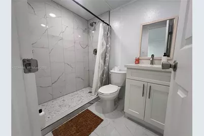 30705 SW 194th Ave #B, Homestead, FL 33030 - Photo 5