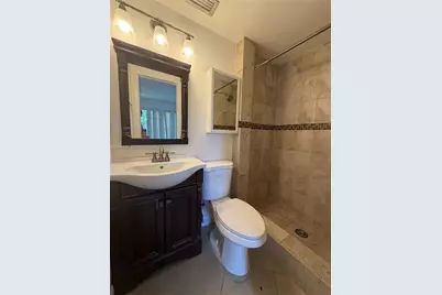 7395 Garfield St, Hollywood, FL 33024 - Photo 5