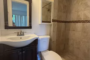 7395 Garfield St, Hollywood, FL 33024 - Photo 5